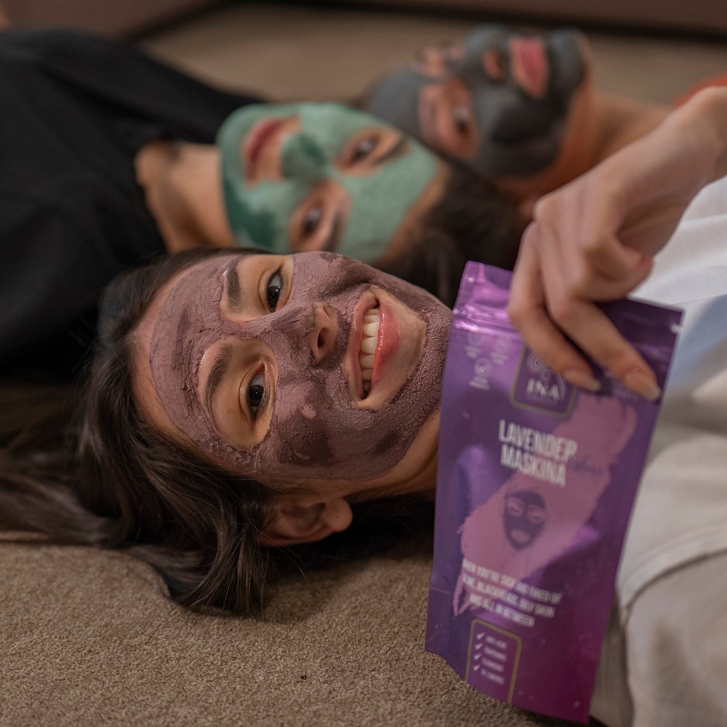 + Gift Face Mask - Lavender Maskina - intensive care for Oily problem-prone skin